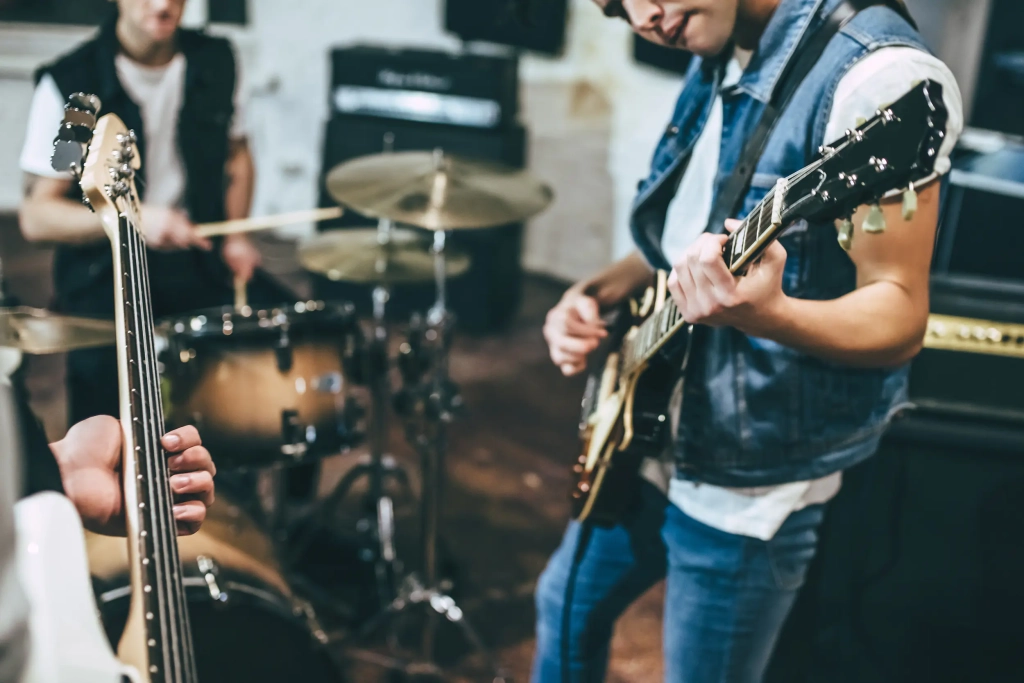 Répéter sur place avec les instruments de l'école de Montpellier